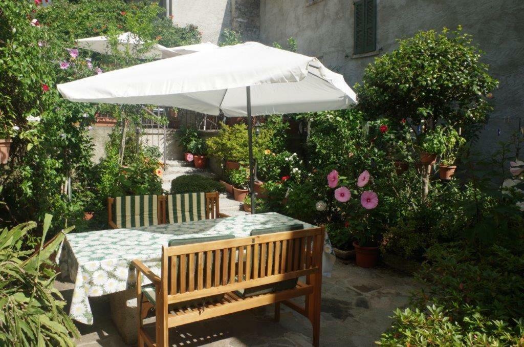 דונגו B&B Zia Lina מראה חיצוני תמונה